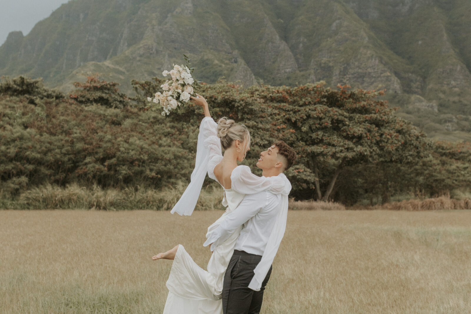 Adventurous Oahu Hawaii Elopement Brookenalani